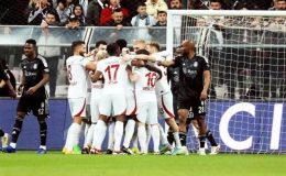 Beşiktaş derbide kayıp! Galatasaray 12 yıllık hasreti bitirdi!