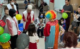 Yeryüzünün farklı coğrafyalarında 23 Nisan