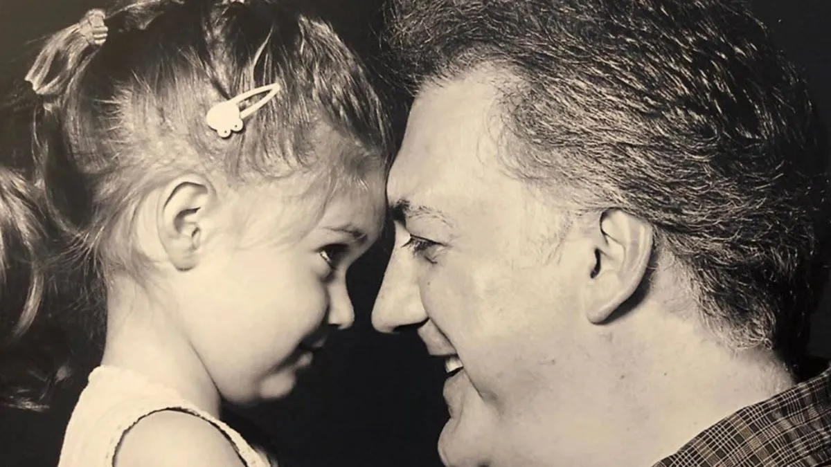 Babası Tamer Karadağlı annesi Arzu Balkan! 18 yaşındaki Zeyno Karadağlı güzelliği ve yeteneğiyle övgüleri topladı!