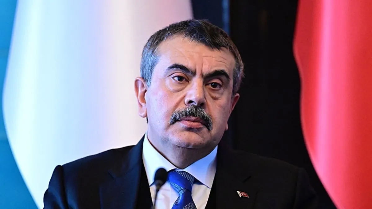 Milli Eğitim Bakanı Yusuf Tekin: Çocukların bilinçli dijital okuryazar olması için çalışmalar yürütülüyor